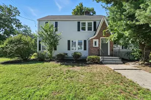 706 Allen St, Springfield, MA 01118 - Photo 1