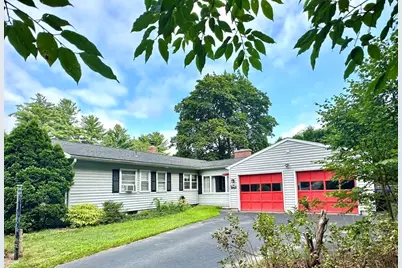 71 Forest Glen, Northampton, MA 01062 - Photo 1