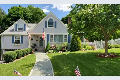 10 Blossom Hill Rd, Winchester, MA 01890 - Photo 1