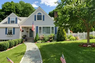 10 Blossom Hill Rd, Winchester, MA 01890 - Photo 1