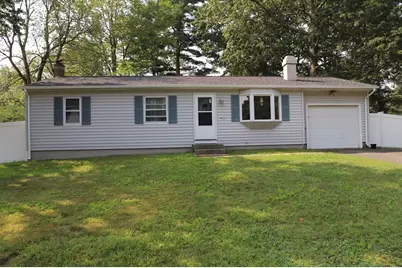 335 Peekskill Ave., Springfield, MA 01129 - Photo 1