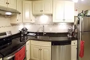12 Hallmark Gdns, Burlington, MA 01803 - Photo 1