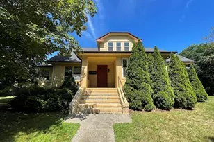 350 Plain, Braintree, MA 02184 - Photo 1