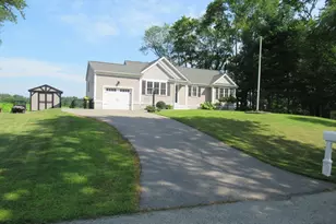 7 Fleetwood Rd, Bellingham, MA 02019 - Photo 1