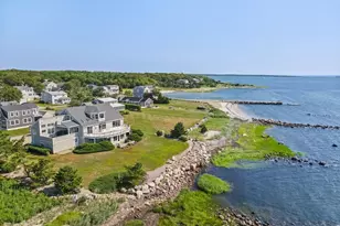 7 Anawan Rd, Mattapoisett, MA 02739 - Photo 1