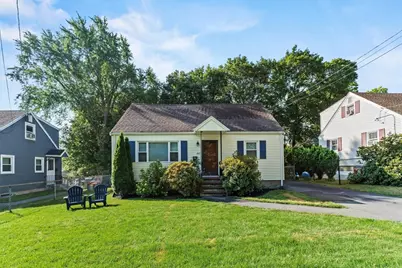 333 Hovey St, Lowell, MA 01852 - Photo 1