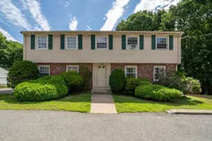 107 Vernon St, Wakefield, MA 01880 - Photo 1