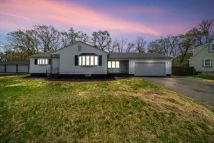 73 McKinley Ave, Ludlow, MA 01056 - Photo 1