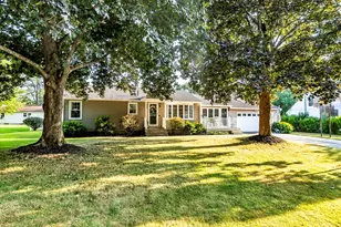 52 Lee Ave, Fitchburg, MA 01420 - Photo 1