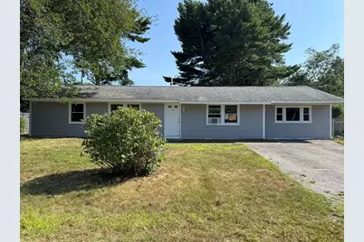 7 Terry Ln E, Wareham, MA 02571 - Photo 1