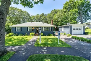 20 Oak Ridge Cir, Lynn, MA 01904 - Photo 1