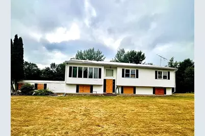 35 Hill  St, Leominster, MA 01453 - Photo 1