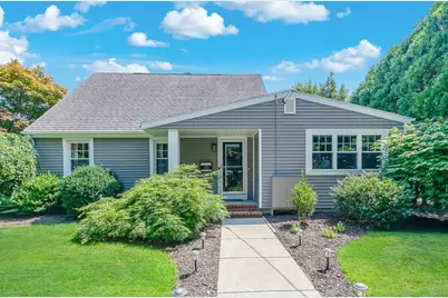 152 Huntington Ave, Dartmouth, MA 02747 - Photo 1