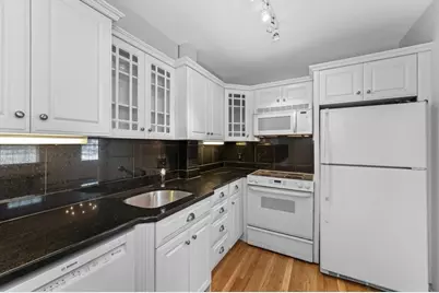 404 Bunker Hill Street #3, Boston, MA 02129 - Photo 1