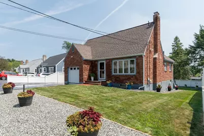 458 Appleton St, Arlington, MA 02476 - Photo 1