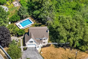 57 Clinton St, Amesbury, MA 01913 - Photo 1