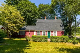 39 Worcester St, Grafton, MA 01519 - Photo 1