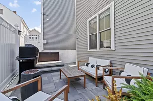 176 W Seventh St, Boston, MA 02127 - Photo 1