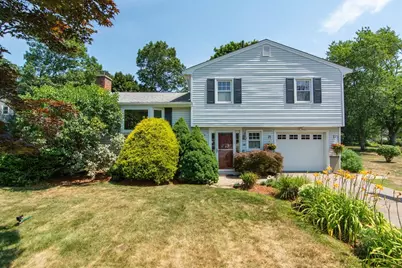 28 Greenleaf Circle, Framingham, MA 01701 - Photo 1