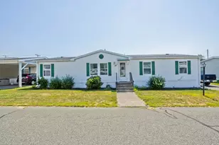 43 Somerset Rd, Chicopee, MA 01020 - Photo 1