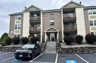 199 Cannongate III, Nashua, NH 03063 - Photo 1