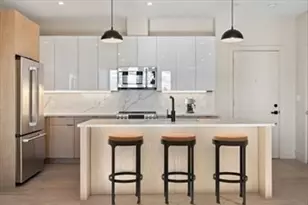 85 Myrtle St, Quincy, MA 02171 - Photo 1