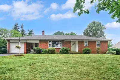 28 Dayton St, Springfield, MA 01118 - Photo 1