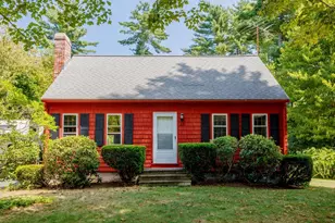 28 Beech St, Townsend, MA 01469 - Photo 1