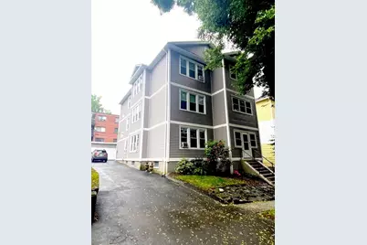 25 Bridgeport St, Worcester, MA 01604 - Photo 1