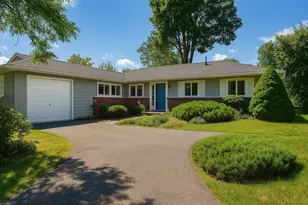 6 Herold Rd, Peabody, MA 01960 - Photo 1