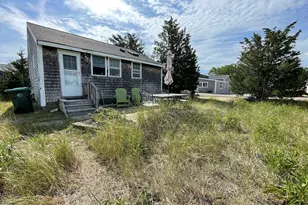 28 Brighton St, Marshfield, MA 02050 - Photo 1