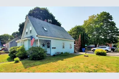 285 Old South Ave #2, Whitman, MA 02382 - Photo 1