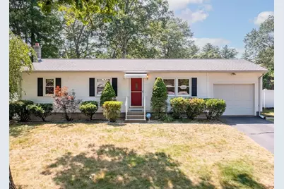 60 Saffron Circle, Springfield, MA 01129 - Photo 1