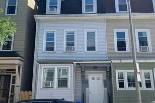 655 E 7th St, Boston, MA 02127 - Photo 1