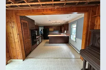 17 Middleton St, Milford, MA 01757 - Photo 1