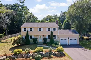 7 Old Powder House Rd, Lakeville, MA 02347 - Photo 1