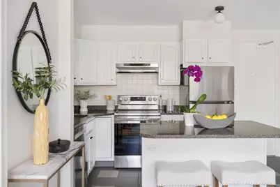 29 Concord Avenue #704, Cambridge, MA 02138 - Photo 1