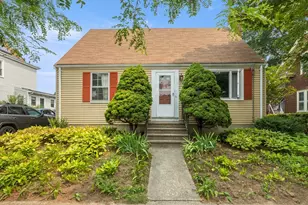 9 Maple Ave, Salem, MA 01970 - Photo 1