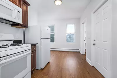 196-198 Main St #2L, Everett, MA 02149 - Photo 1