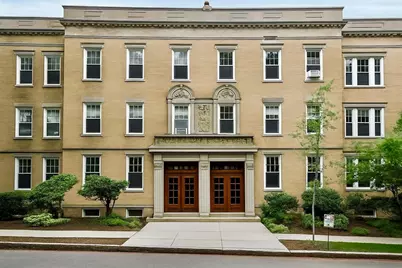 50 Marshal St #C, Brookline, MA 02446 - Photo 1