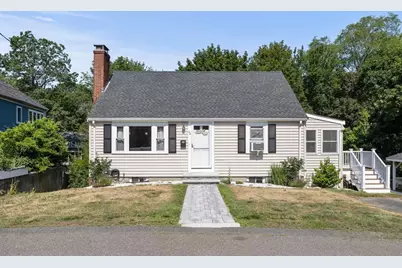 52 Friend St, Beverly, MA 01915 - Photo 1