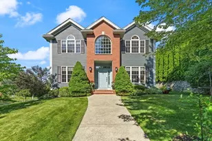 4 Cheever Ave, Saugus, MA 01906 - Photo 1