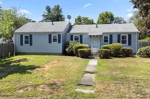 22 Main St, Shrewsbury, MA 01545 - Photo 1