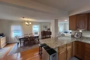 2 Fitch Ct, Wakefield, MA 01880 - Photo 1