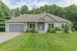 10 Silver Fox Ln, East Longmeadow, MA 01028 - Photo 1