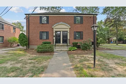 6 Pierce Rd #6, Watertown, MA 02472 - Photo 1