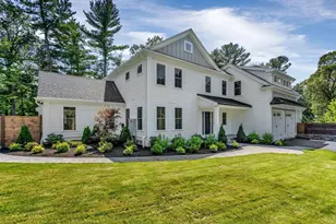 11 Dunelm Rd, Bedford, MA 01730 - Photo 1