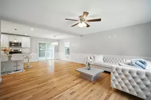 162 Gilbert Ave, Springfield, MA 01119 - Photo 1