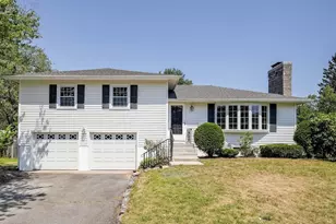 76 Clydesdale Ln, Springfield, MA 01129 - Photo 1