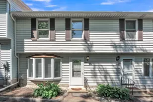 35 Genessee St, Worcester, MA 01603 - Photo 1